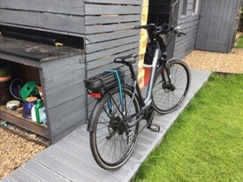 ladies giant electric bike